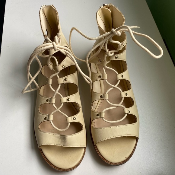 Forever 21 Tie Gladiator Sandals Cream Size 9 - Picture 1 of 6